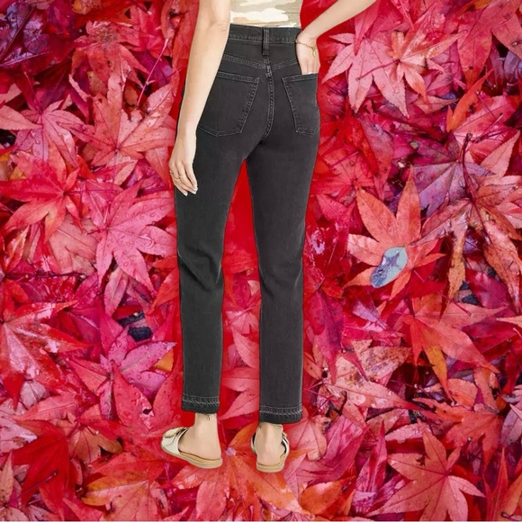 NWT Universal Thread Black Retro ‘High-Rise 90s Slim Leg Jeans’ Size 2 - Picture 3 of 16